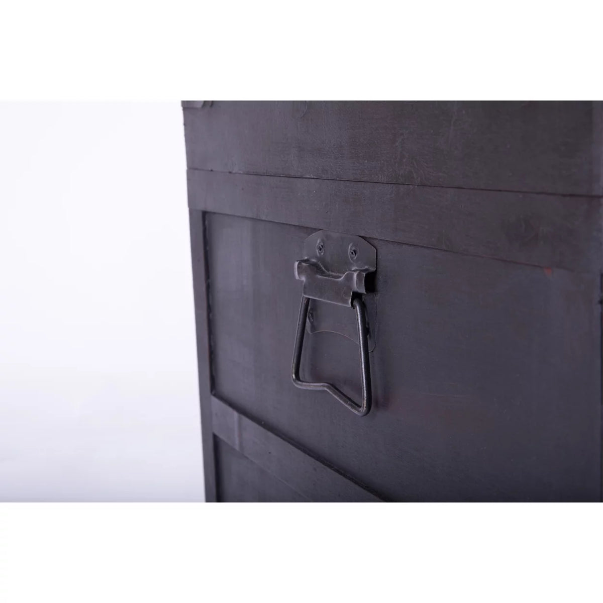 Large Dark Wooden Storage Trunk Z936659