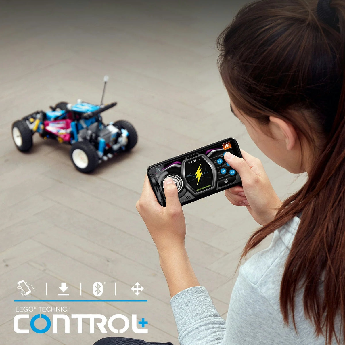 App-Controlled Retro RC Buggy Toy 374 Pieces V2760