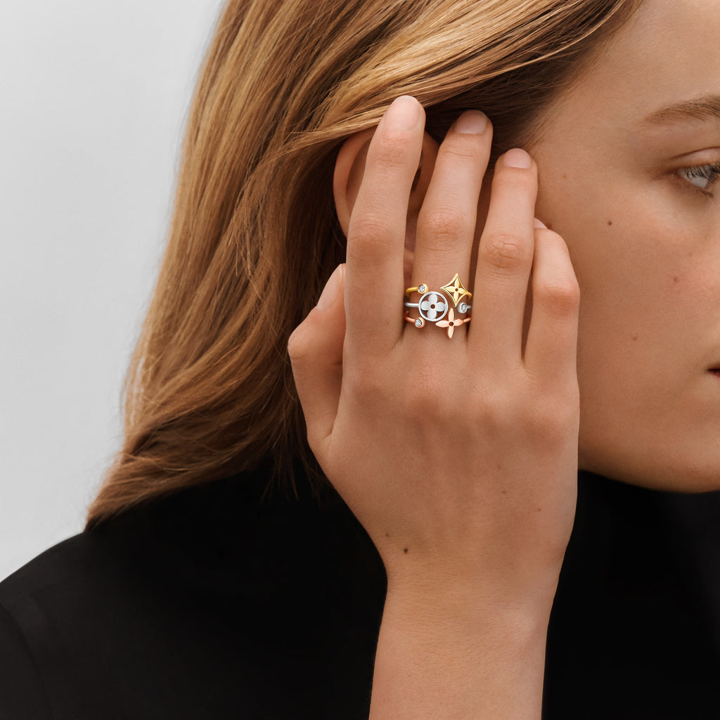 Gold Diamond Ring G641235