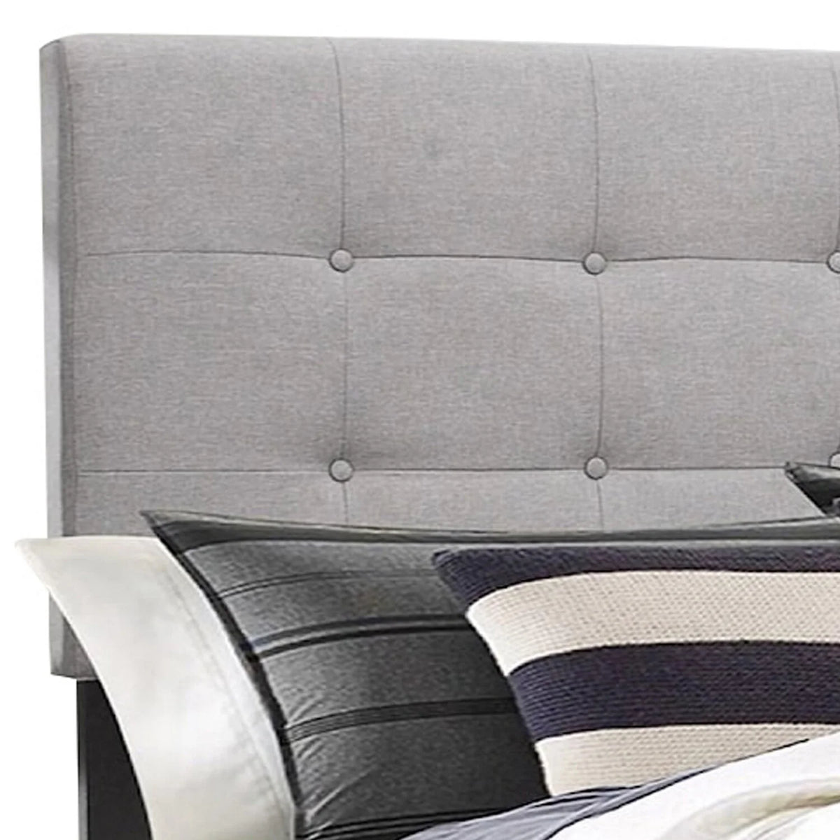 Queen Size Light Gray Button Tufted Wood Bed L406074