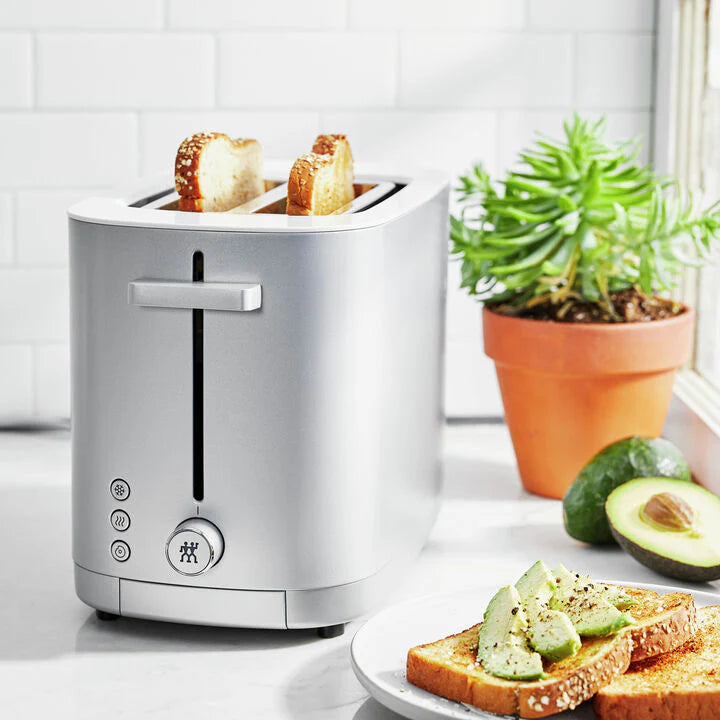 Silver 2-Slot Toaster E7792