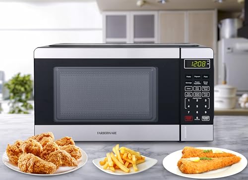 700 Watts 0.7 Cu. Ft. Retro Black Microwave Oven T579