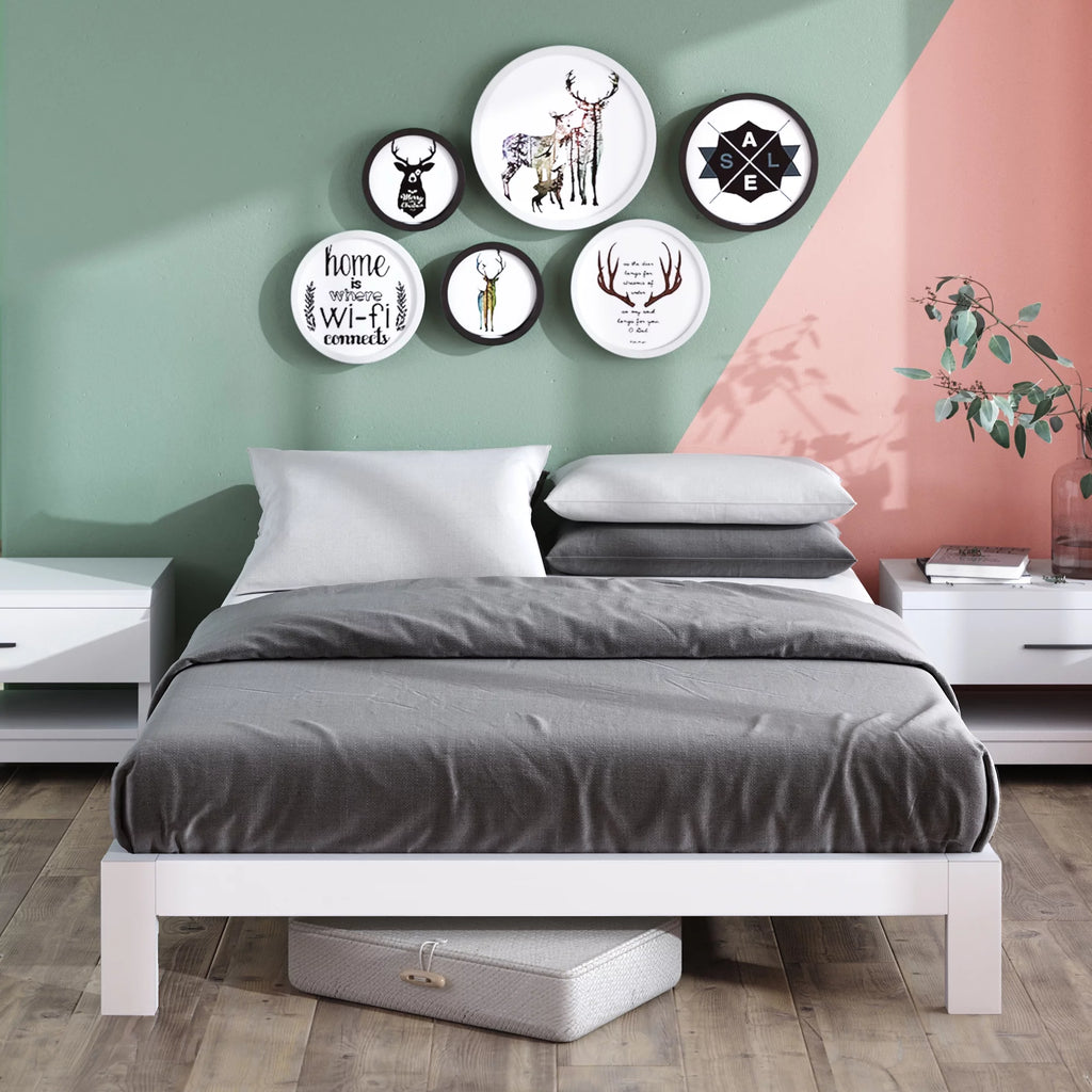 White Metal Platform Bed Frame, Queen Y9818