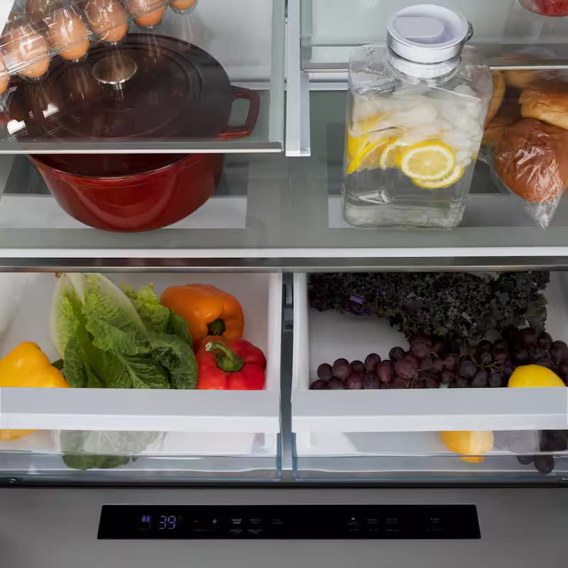4-Door French Door Refrigerator with Ice and Water Dispenser L18201