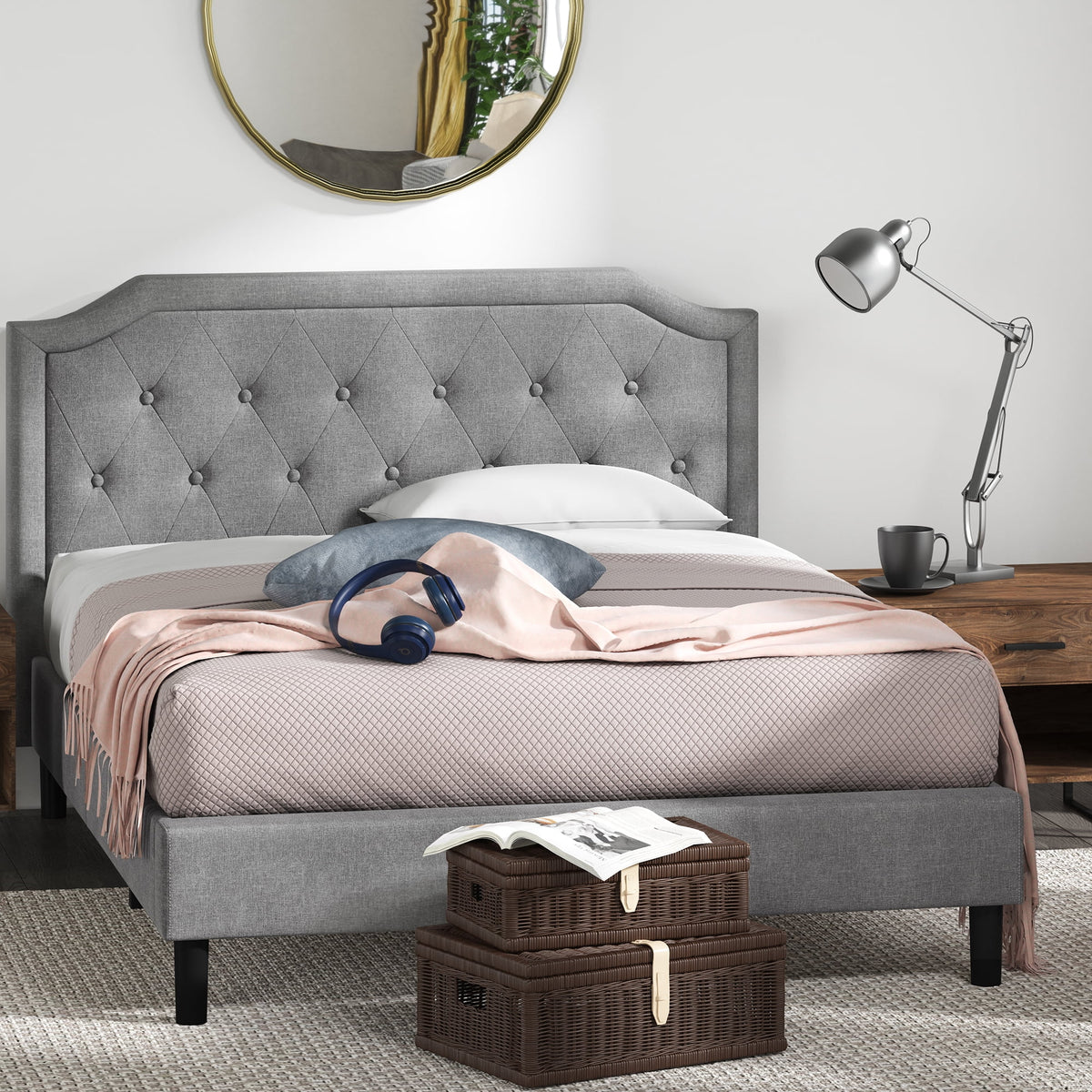 Queen Upholstered Platform Bed Frame O9225