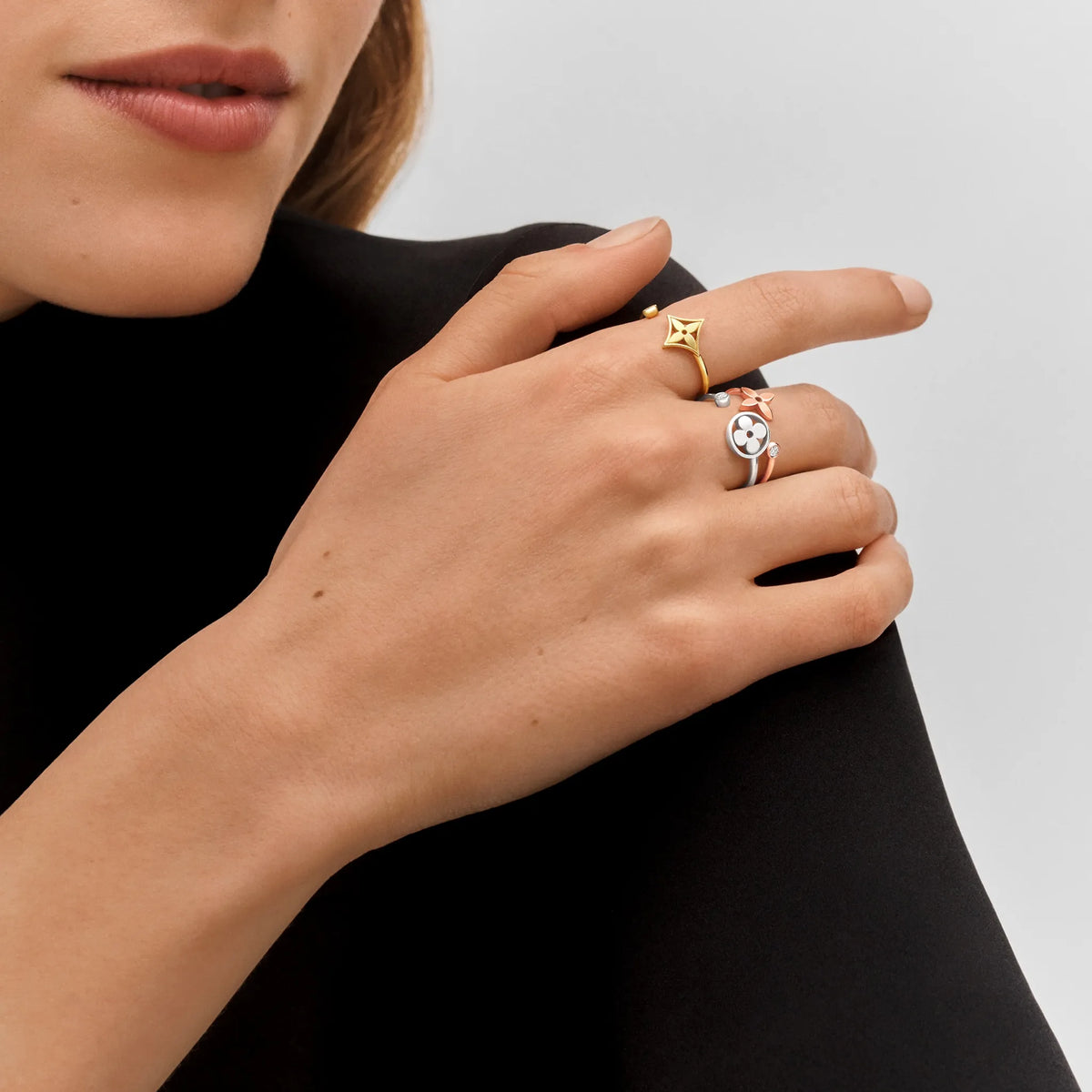 Gold Diamond Ring G641235