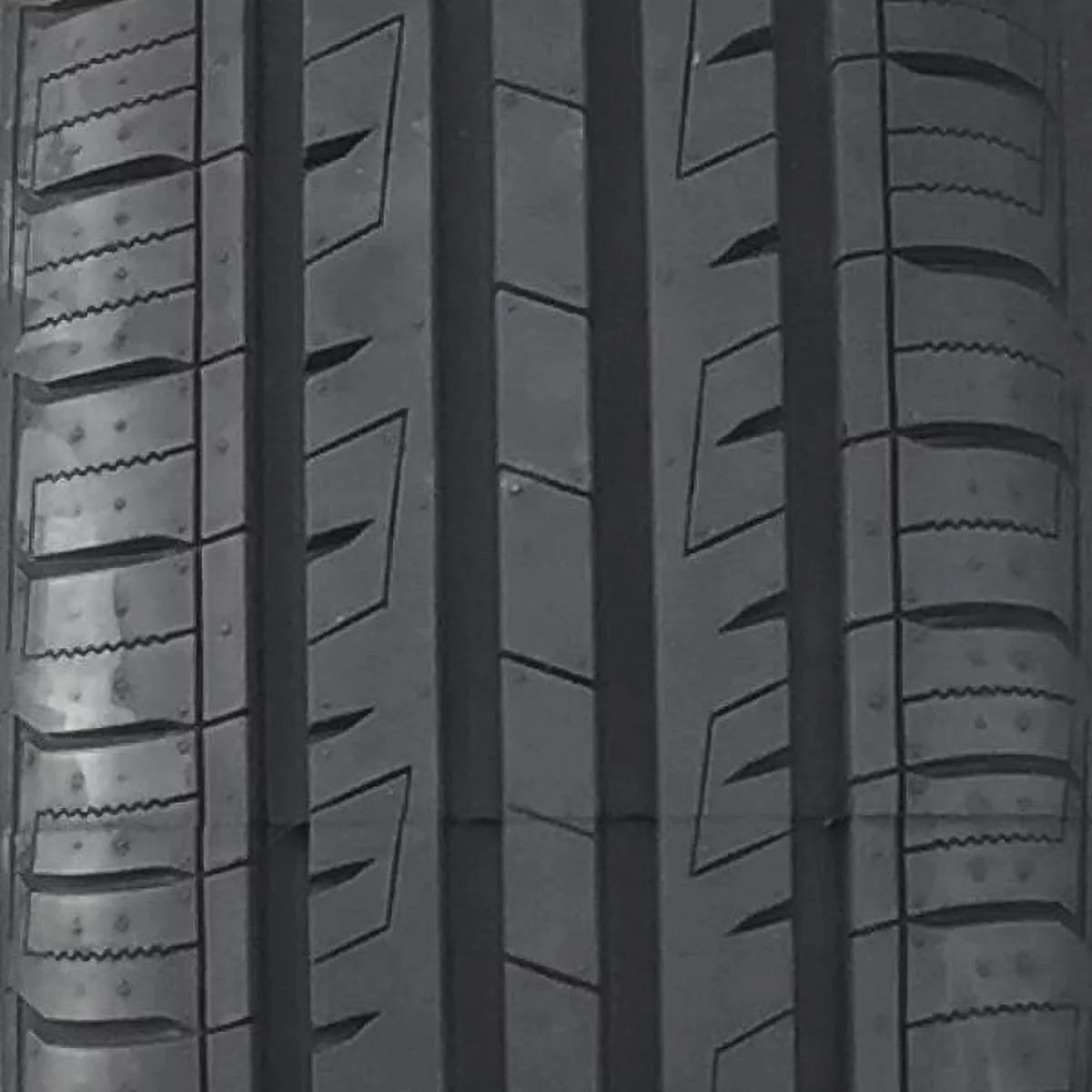 Set of 4 215/55R16 97V All Season Performance Tires J375
