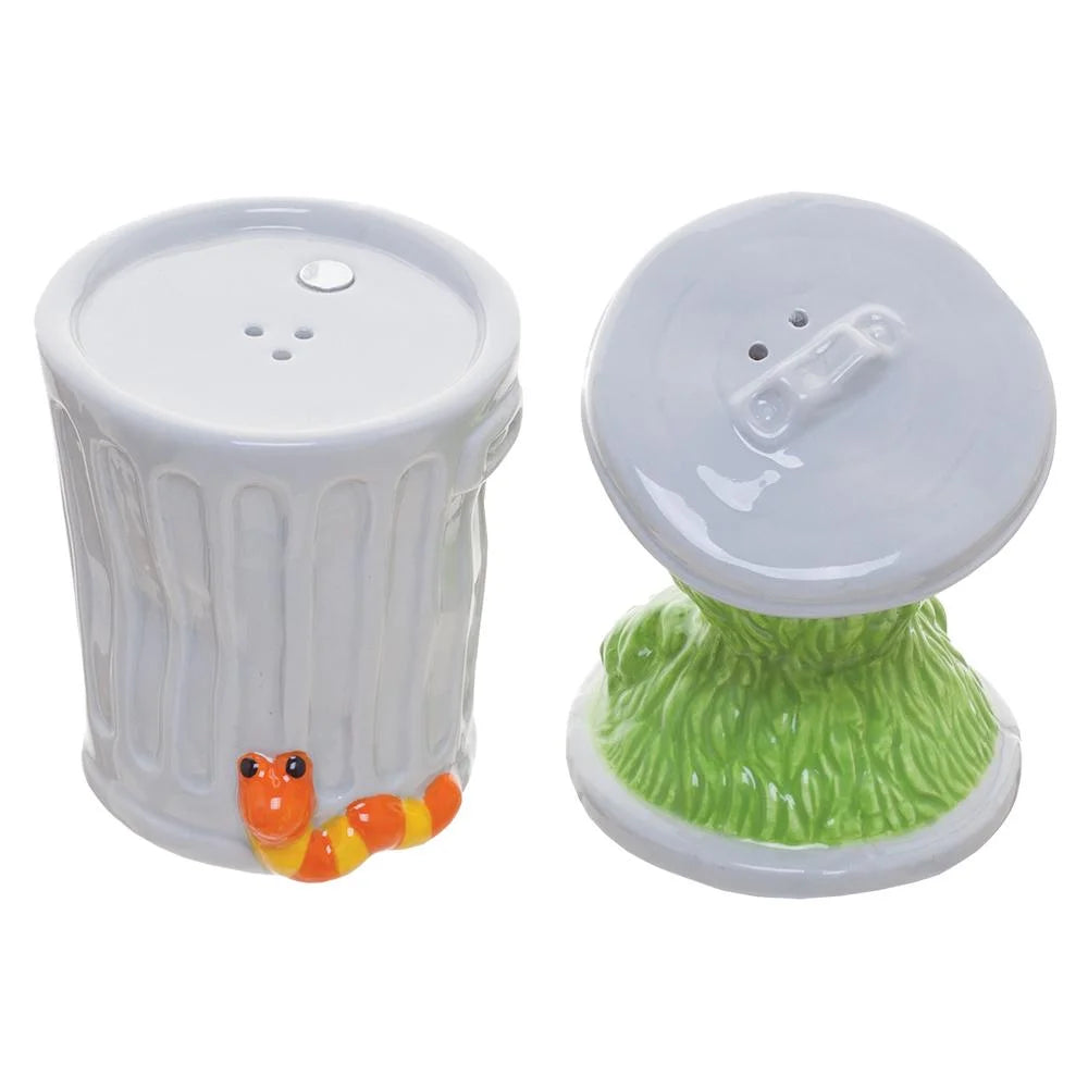 Ceramic Salt & Pepper Set Q1623