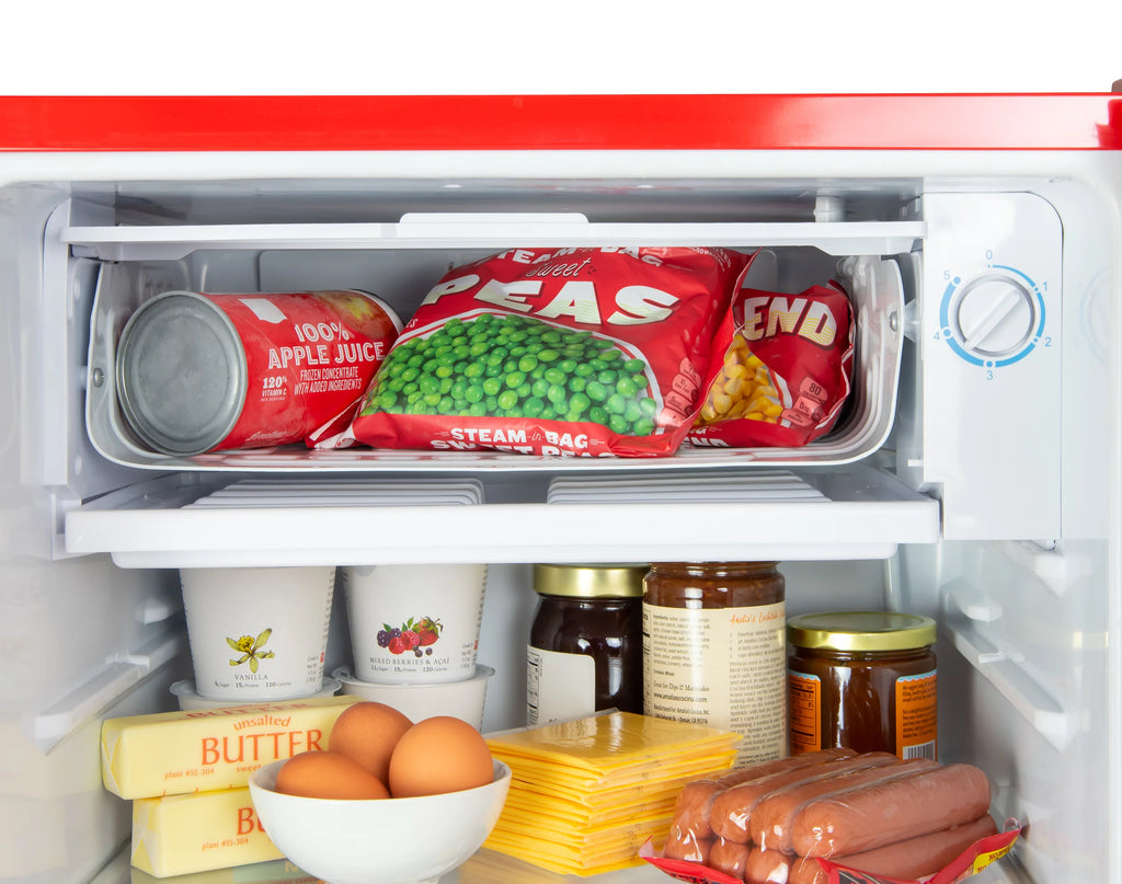 3.2 Cu. Ft. Refrigerator With Freezer Y691
