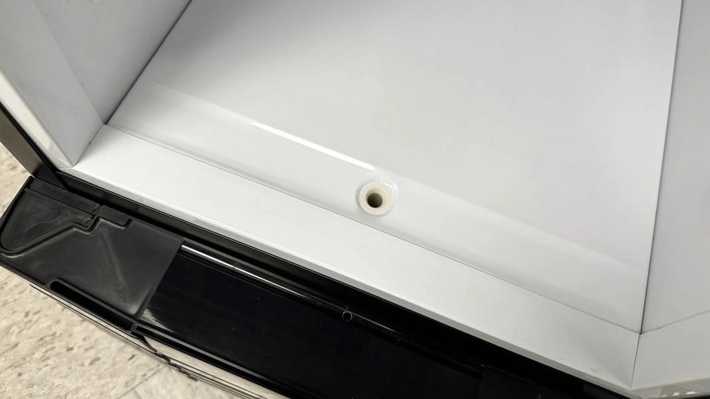 One-Door Refrigerator and Cooler 7 Cu.Ft J805243